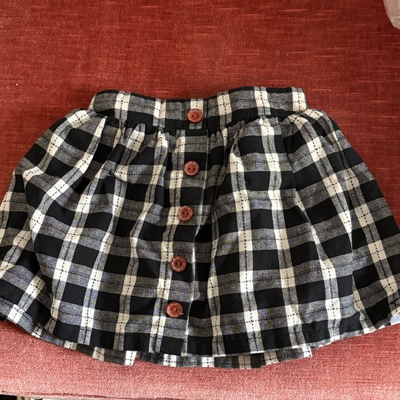 Sweet Honey Plaid Black White Child’s Skirt w/ built-in shorts 100% cotton 5 - Picture 2 of 4